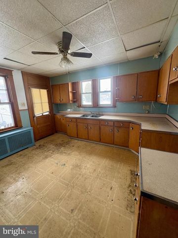 816 SCOTT ST, Kulpmont, PA 17834