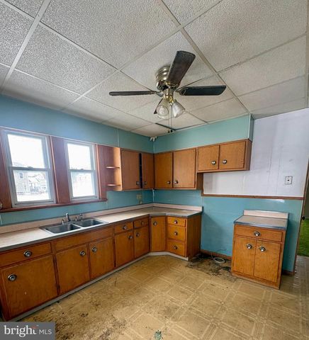 816 SCOTT ST, Kulpmont, PA 17834