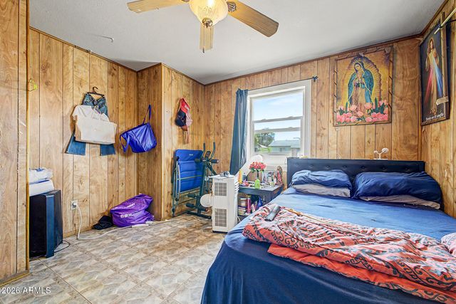 2922 W FILLMORE Street, Phoenix, AZ 85009