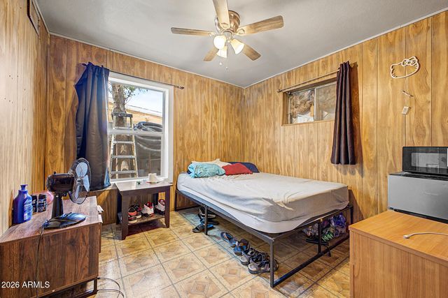 2922 W FILLMORE Street, Phoenix, AZ 85009