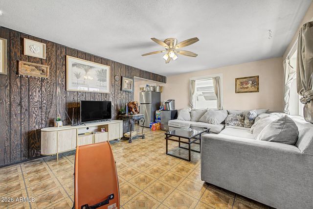2922 W FILLMORE Street, Phoenix, AZ 85009