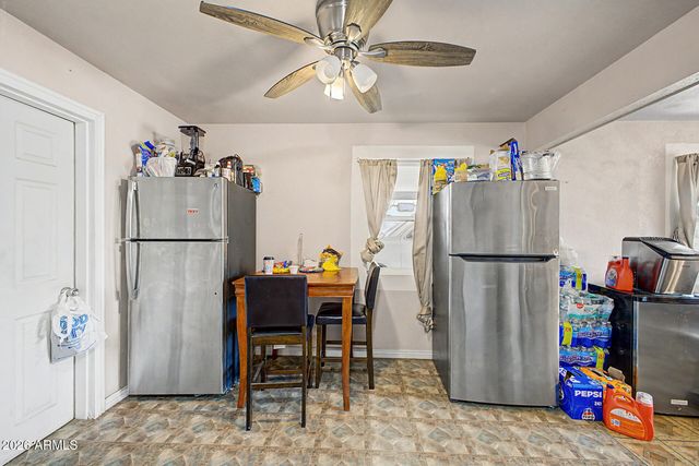 2922 W FILLMORE Street, Phoenix, AZ 85009