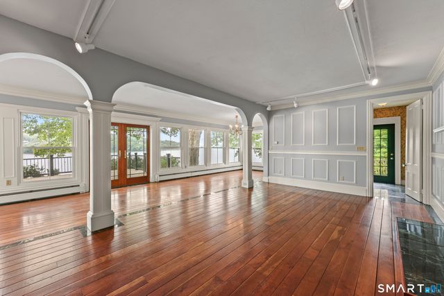 77 Main Street, East Haddam, CT 06423