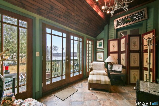 77 Main Street, East Haddam, CT 06423