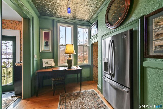 77 Main Street, East Haddam, CT 06423