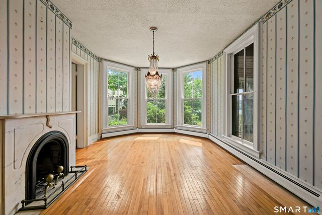 77 Main Street, East Haddam, CT 06423