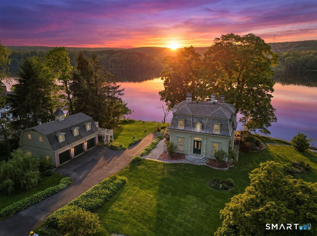 77 Main Street, East Haddam, CT 06423