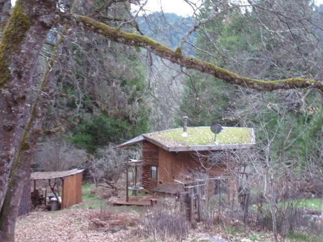 206 Lower Wolf Creek Road, Wolf Creek, OR 97497