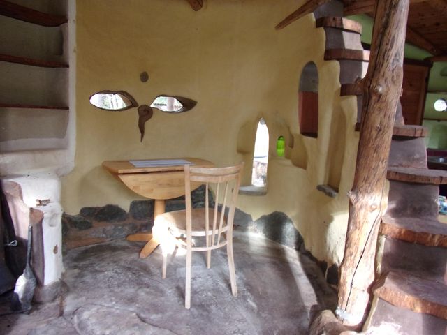 206 Lower Wolf Creek Road, Wolf Creek, OR 97497