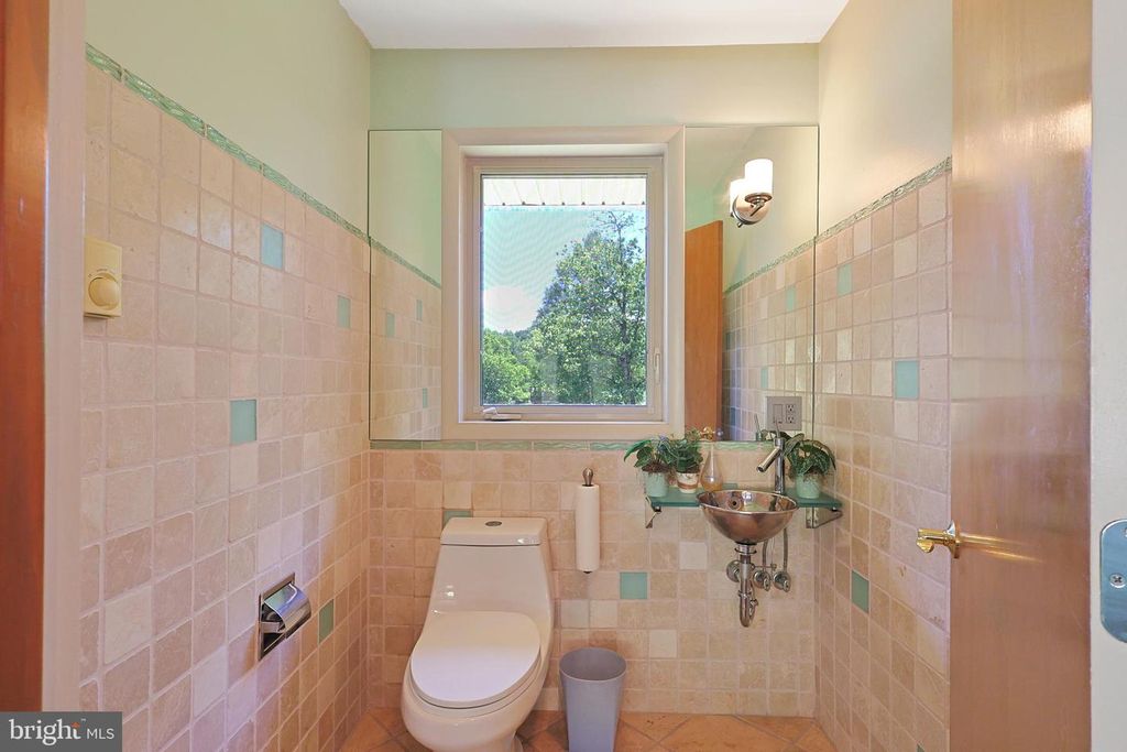 Image 27 of property listing at 12421 HENRY DR SW, Lavale, MD 21502