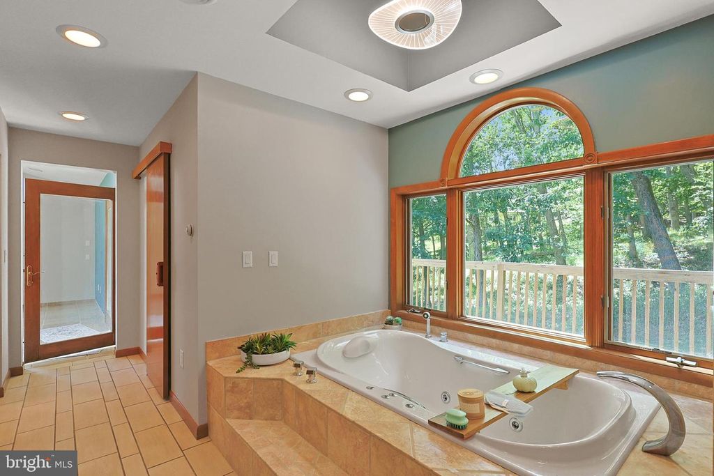 Image 56 of property listing at 12421 HENRY DR SW, Lavale, MD 21502