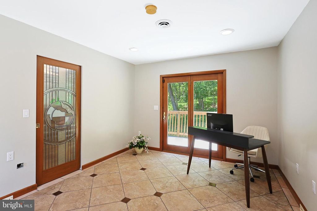 Image 73 of property listing at 12421 HENRY DR SW, Lavale, MD 21502