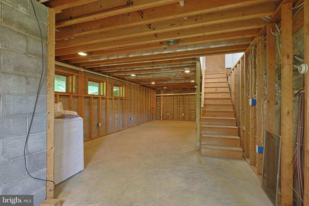 Image 79 of property listing at 12421 HENRY DR SW, Lavale, MD 21502