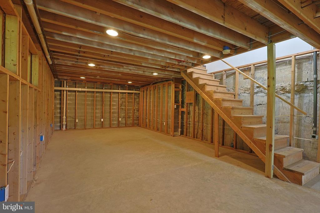 Image 80 of property listing at 12421 HENRY DR SW, Lavale, MD 21502