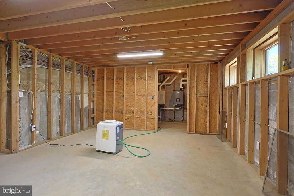 Image 82 of property listing at 12421 HENRY DR SW, Lavale, MD 21502