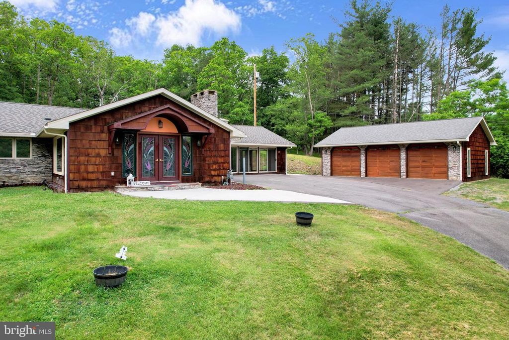 Image 86 of property listing at 12421 HENRY DR SW, Lavale, MD 21502