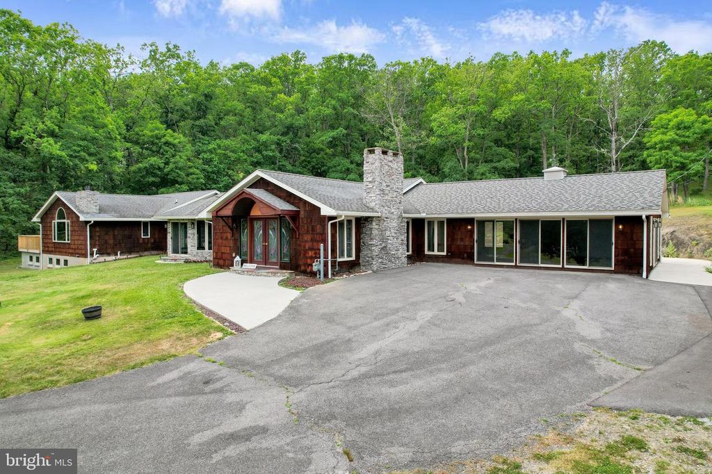 Image 88 of property listing at 12421 HENRY DR SW, Lavale, MD 21502