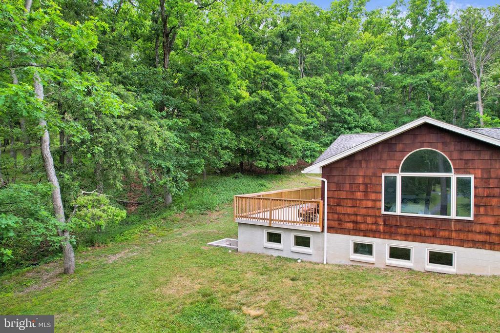Image 91 of property listing at 12421 HENRY DR SW, Lavale, MD 21502