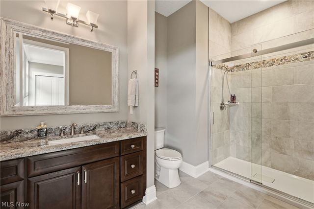 637 Lyonswood Drive, Hinckley, OH 44233