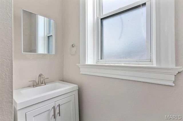 3343 Virginia Avenue, St Louis, MO 63118