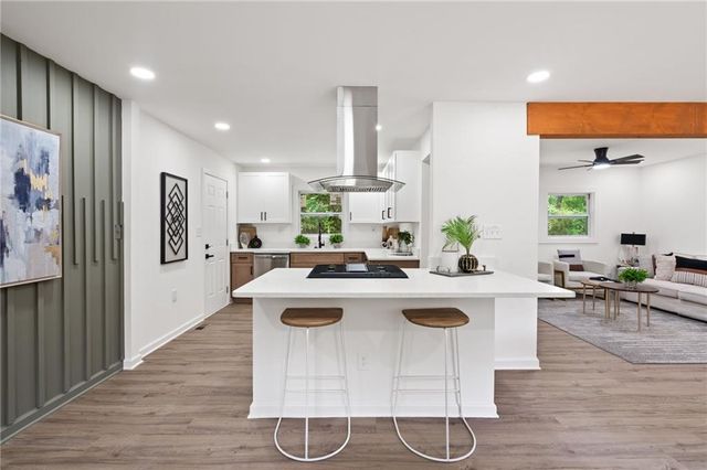 2749 Lincoln Court NW, Atlanta, GA 30318