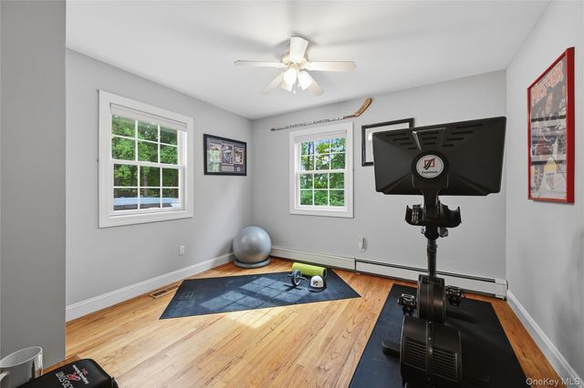 10 Albion Oval, Mahopac, NY 10541