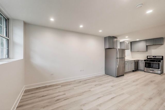 1437 W Oakdale Avenue G, Chicago, IL 60657