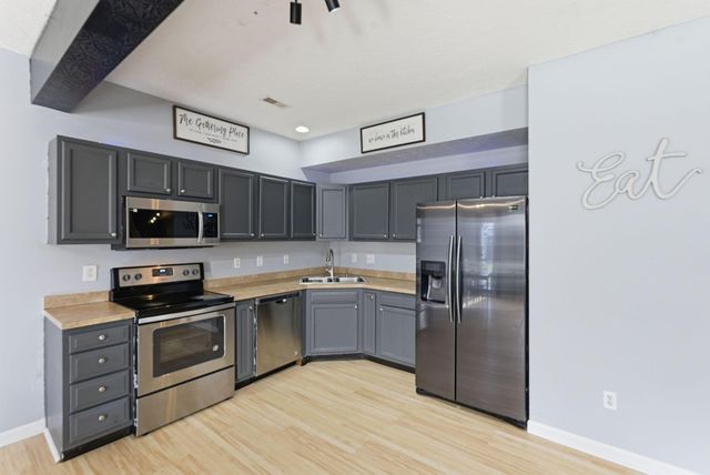 728 Burgess Avenue, Lexington, KY 40511