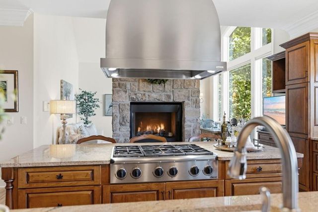 84 Fox Claw Knoll, Big Canoe, GA 30143