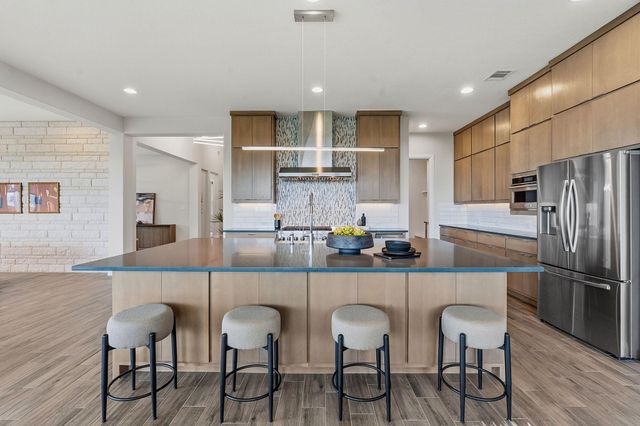 2414 Sunset Vista CIR 32, Spicewood, TX 78669