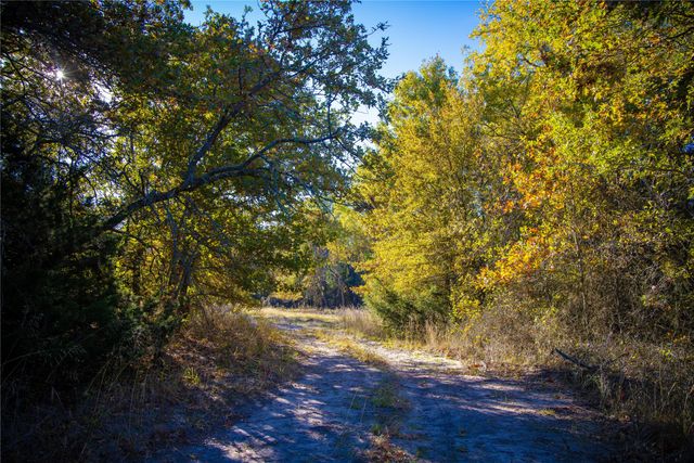 2270 County Road 2360, Decatur, TX 76234