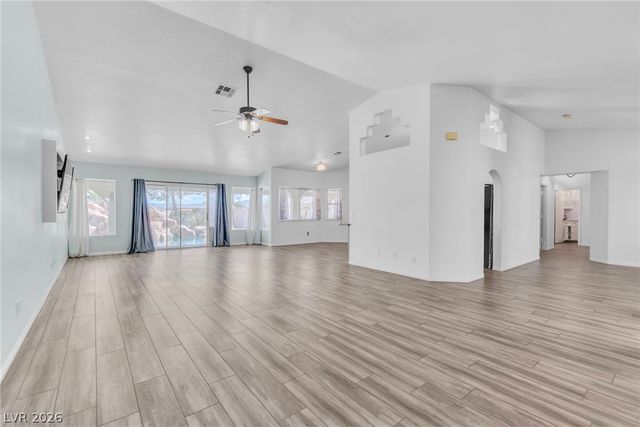 3245 West Landberg Avenue, Las Vegas, NV 89141