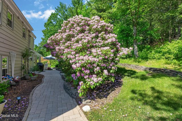 1334 Ruffner Road, Niskayuna, NY 12309