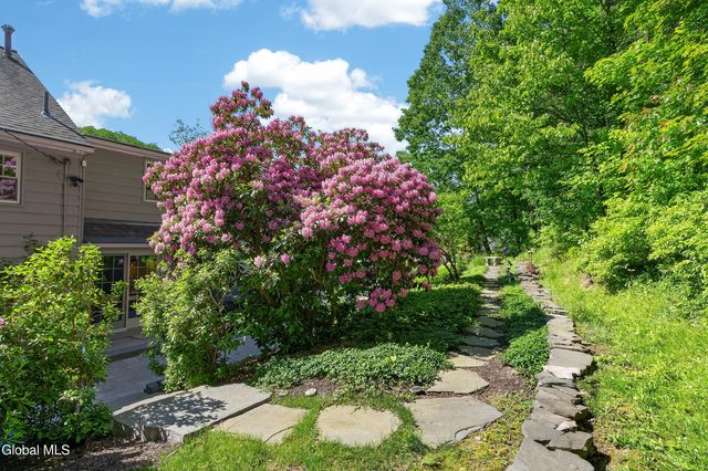 1334 Ruffner Road, Niskayuna, NY 12309