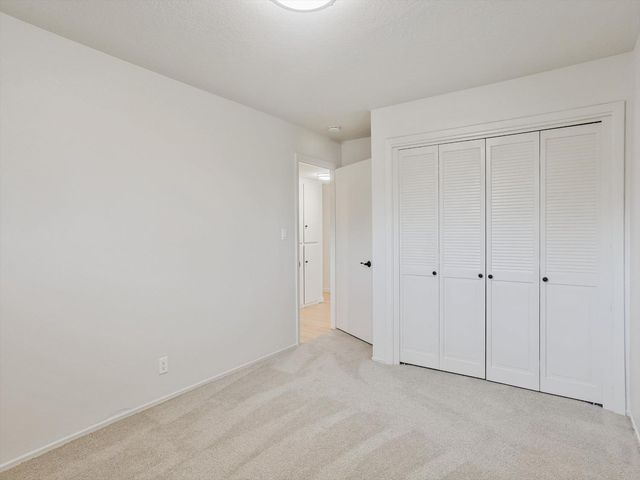813 Columbia Dr, Sacramento, CA 95864