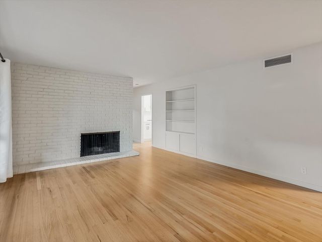 813 Columbia Dr, Sacramento, CA 95864