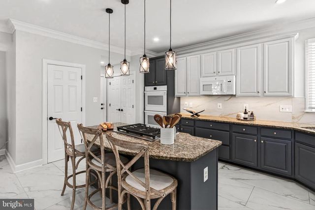 42595 GOOD HOPE LN, Brambleton, VA 20148