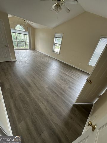 515 Edgewater Way, Mcdonough, GA 30253