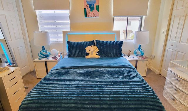 10902 W 33rd Way, Hialeah, FL 33018