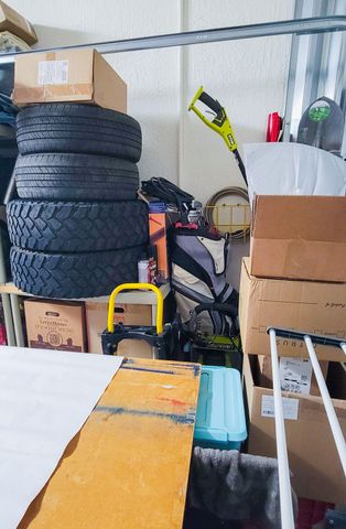 10902 W 33rd Way, Hialeah, FL 33018