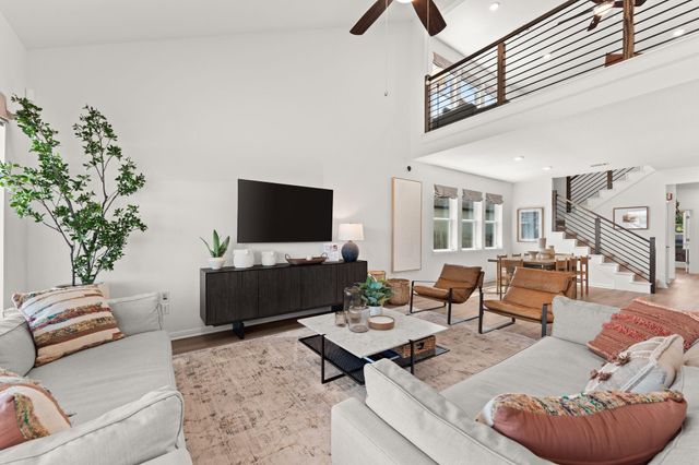 6512 Velvet Leaf LN, Buda, TX 78610