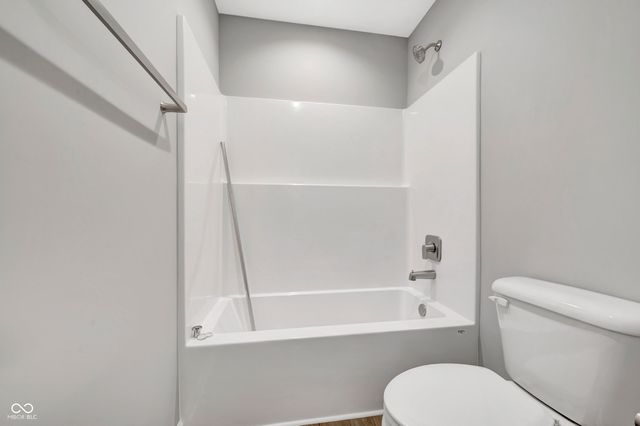 5232 Jacaranda Drive, Indianapolis, IN 46239