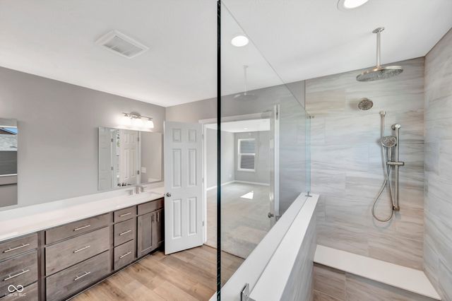 5232 Jacaranda Drive, Indianapolis, IN 46239