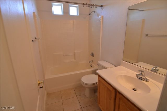 2290 Bull Lake Drive, Henderson, NV 89052