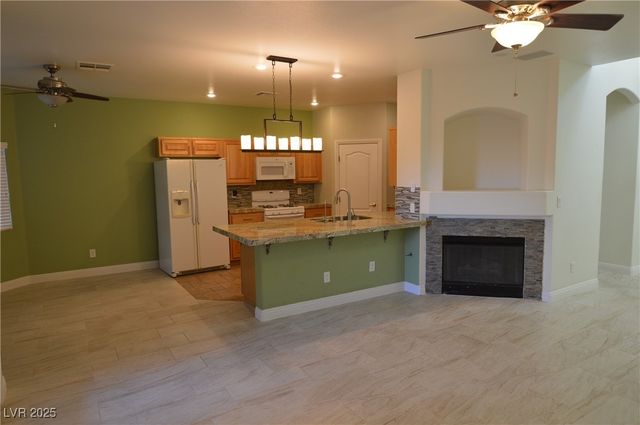 2290 Bull Lake Drive, Henderson, NV 89052