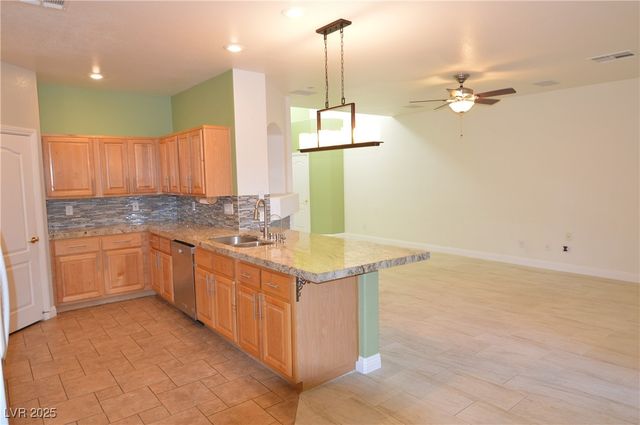 2290 Bull Lake Drive, Henderson, NV 89052