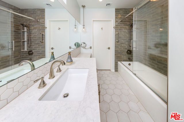 5744 Wilkinson Avenue, Valley Village, CA 91607