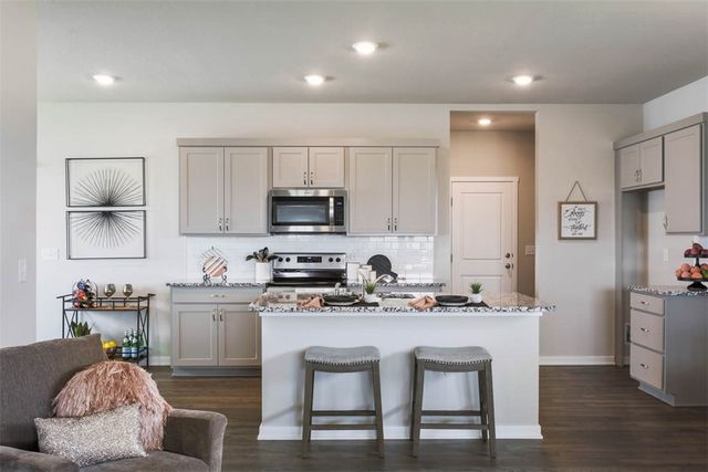 2905 NW 30th Lane, Ankeny, IA 50023