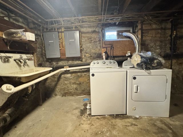 54 Union Street, Winooski, VT 05404