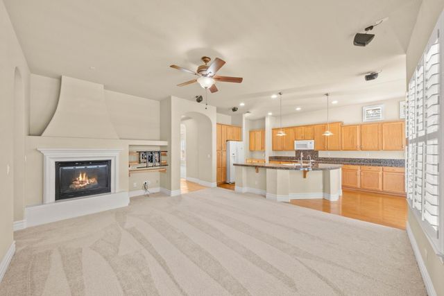 6384 Park Village St, Sacramento, CA 95822